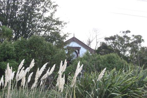 Photo of property in 1 Totara Street, Ravensbourne, Dunedin, 9022