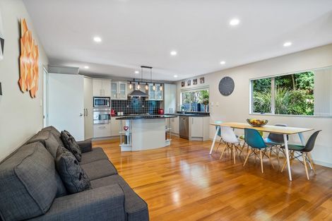 Photo of property in 20 Aberley Road, Schnapper Rock, Auckland, 0632