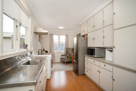 Photo of property in 50 Birmingham Street, Takaro, Palmerston North, 4412