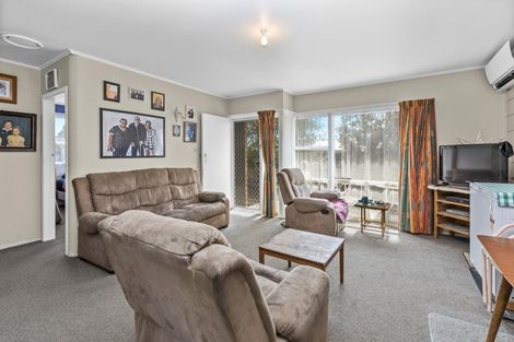 Photo of property in 2/2 Oak Street, Morrinsville, 3300