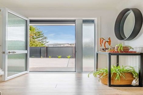 Photo of property in 22 Matipo Place, Edgecumbe, 3120