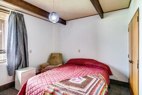 Photo of property in 10 Muritai Crescent, Havelock North, 4130