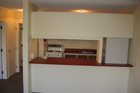 Photo of property in 2/219 Grant Road, Thorndon, Wellington, 6011