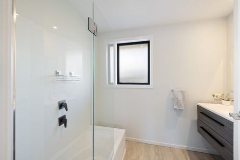 Photo of property in 6 Bidwell Place, Hillmorton, Christchurch, 8025