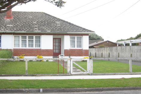 Photo of property in 64 Dyer Street, Epuni, Lower Hutt, 5011