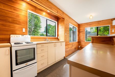 Photo of property in 18 Shadon Place, Stanmore Bay, Whangaparaoa, 0932