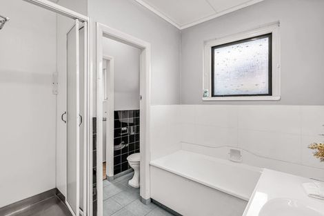 Photo of property in 37 Colwyn Street, Bryndwr, Christchurch, 8053