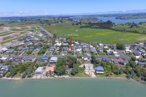 Photo of property in 11 Crispe Road, Clarks Beach, 2122