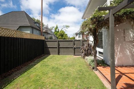 Photo of property in 1/89c Fendalton Road, Fendalton, Christchurch, 8014