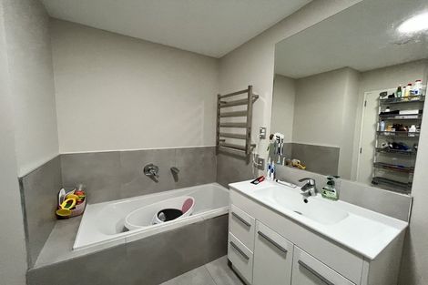 Photo of property in 5 Hollowout Street, Takanini, 2112