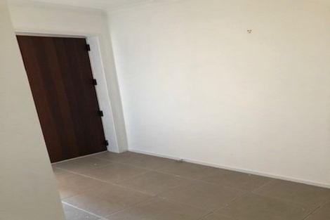 Photo of property in 2/100 Millers Road, Brookfield, Tauranga, 3110