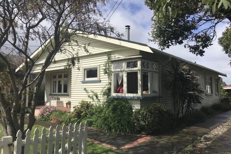 Photo of property in 22 North Street, Petone, Lower Hutt, 5012