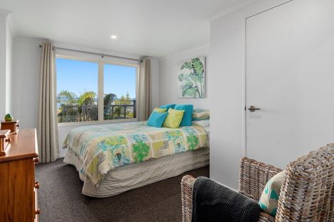 Photo of property in 86 Omokoroa Road, Omokoroa, 3114