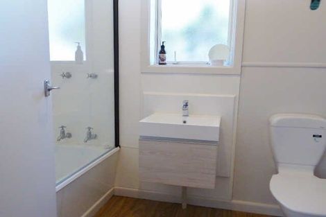 Photo of property in 341 Estuary Road, South New Brighton, Christchurch, 8062