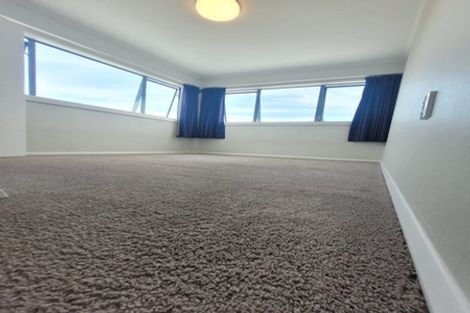 Photo of property in 34 Whitehouse Road, Titahi Bay, Porirua, 5022