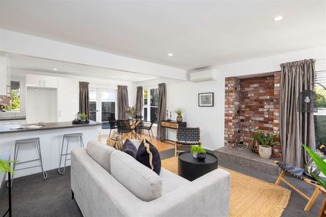 Photo of property in 17 Palmside Street, Somerfield, Christchurch, 8024