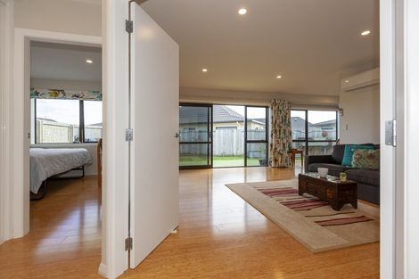 Photo of property in Georgia Estate, 33/3 Georgia Grove, Paraparaumu, 5032