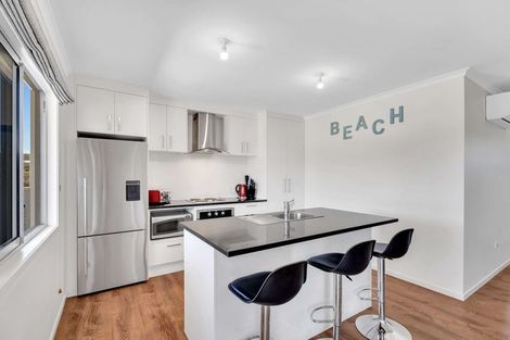 Photo of property in 112 Mahoe Place, Matarangi, Whitianga, 3592