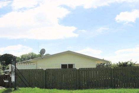 Photo of property in 1341 Papamoa Beach Road, Papamoa Beach, Papamoa, 3118