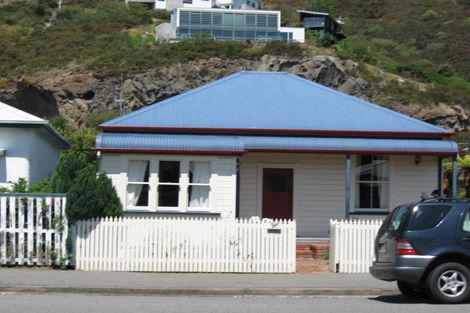 Photo of property in 27 Head Street, Sumner, Christchurch, 8081