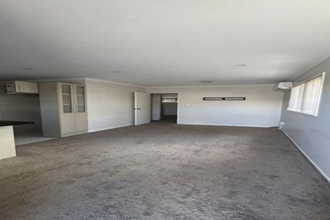 Photo of property in 28 Sidey Avenue, Clover Park, Auckland, 2019