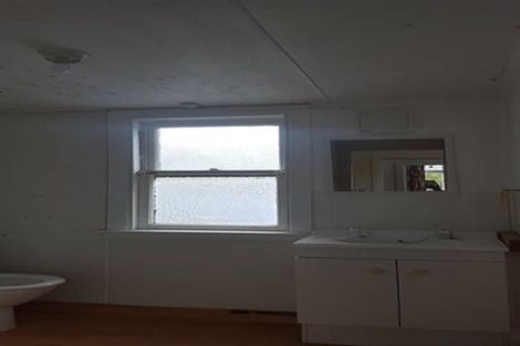 Photo of property in 60 Cleveland Street, Brooklyn, Wellington, 6021