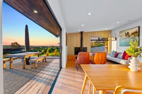 Photo of property in 94 Amreins Road, Waitakere, Henderson, 0782