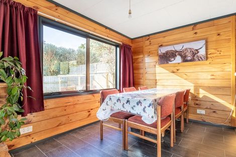 Photo of property in 27 Puriri Road, Waikanae, 5036