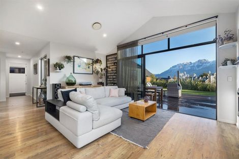 Photo of property in 3 Polperro Court, Jacks Point, Queenstown, 9371