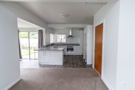 Photo of property in 88 Queenwood Road, Levin, 5510