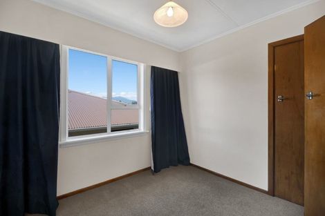 Photo of property in 8 Lydford Place, Spotswood, New Plymouth, 4310