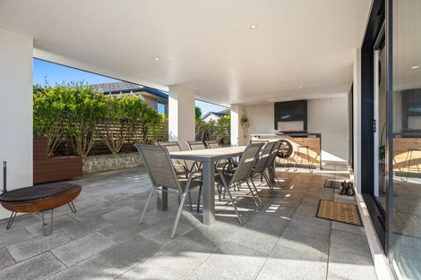 Photo of property in 16 Stace Hopper Drive, One Tree Point, 0118