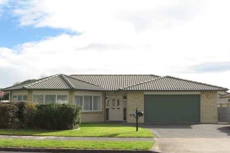 Photo of property in 35 Glenross Drive, Wattle Downs, Auckland, 2103