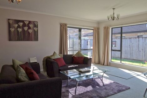 Photo of property in 43 Bowen Street, Levin, 5510