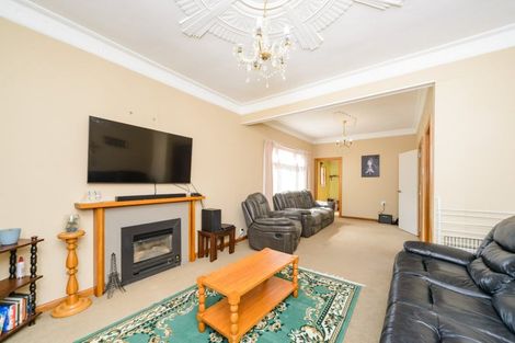 Photo of property in 30 Puriri Terrace, Roslyn, Palmerston North, 4414