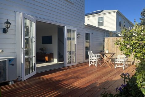 Photo of property in 7a Antrim Street, Sydenham, Christchurch, 8023