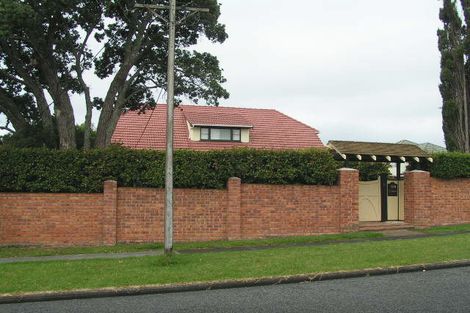 Photo of property in 2/16 Francis Street, Hauraki, Auckland, 0622