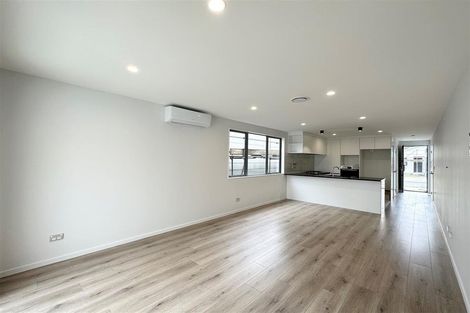 Photo of property in 11 Clayden Shuttleworth Street, Papakura, 2110