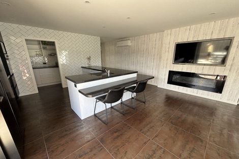 Photo of property in 29a Marine Parade South, Foxton Beach, Foxton, 4815