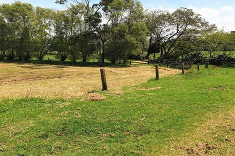 Photo of property in 88 Uretiti Road, Waipu, 0582