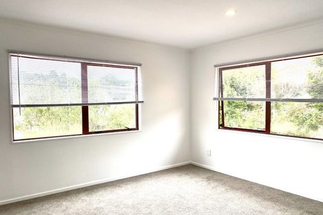 Photo of property in 1/31 Roanoke Way, Albany, Auckland, 0632