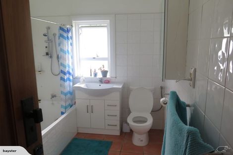 Photo of property in 28 Melbourne Road, Island Bay, Wellington, 6023