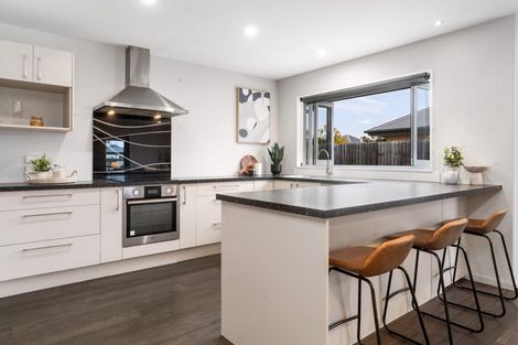 Photo of property in 15 Graycliffe Street, Halswell, Christchurch, 8025