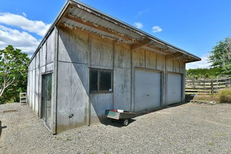 Photo of property in 166 Rimmer Road, Helensville, 0875