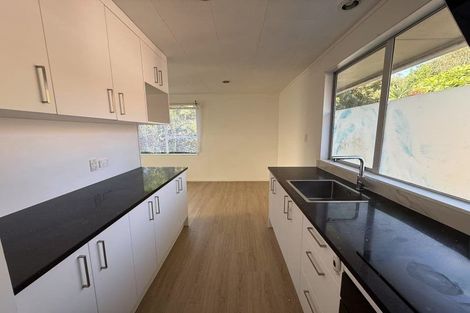 Photo of property in 168 Universal Drive, Henderson, Auckland, 0610