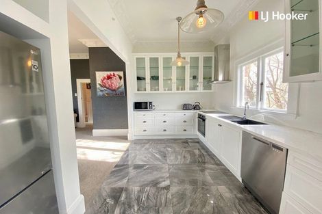 Photo of property in 10 Moana Crescent, Musselburgh, Dunedin, 9013