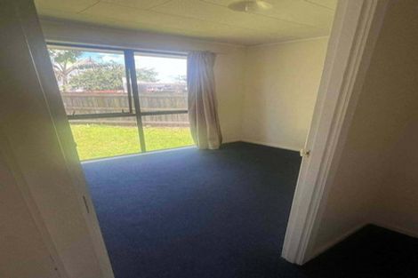 Photo of property in 22 Crawshaw Drive, Nawton, Hamilton, 3200