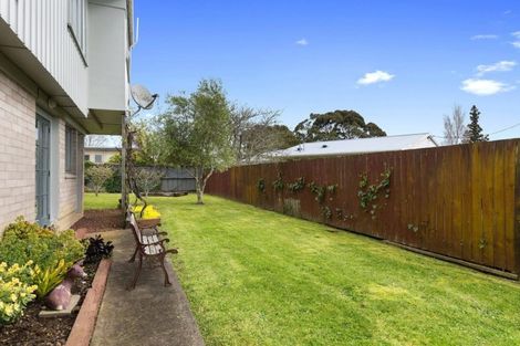 Photo of property in 57 Sherwood Road, Onerahi, Whangarei, 0110