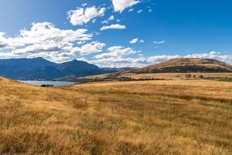 Photo of property in 3 Water Race Lane, Jacks Point, Queenstown, 9371