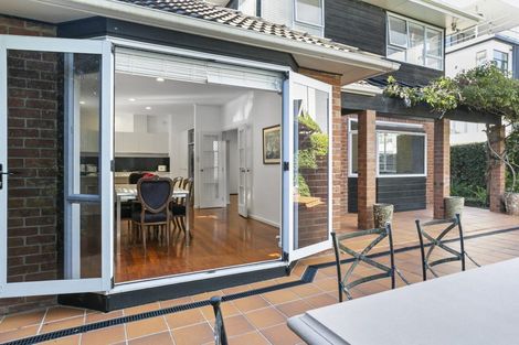 Photo of property in 1/12 Killarney Street, Takapuna, Auckland, 0622